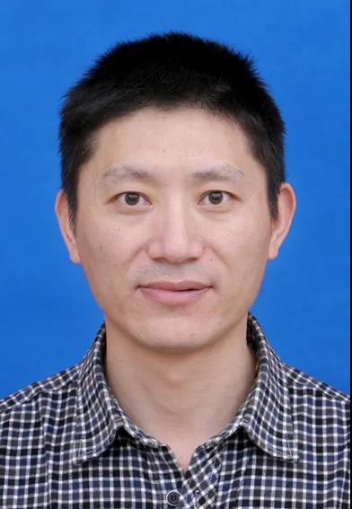 代建峰.jpg 代建峰.jpg